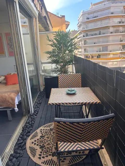 Elegant T2 Clim & Balcon - Plein Centre Cannes Exteriör bild